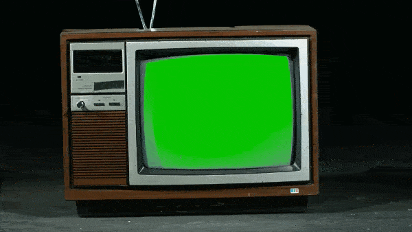 телевизор с экраном хромакей зелёного цвета