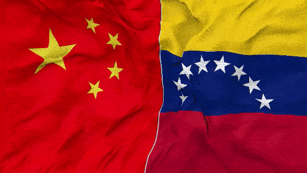 Флаги Китая и Венесуэлы